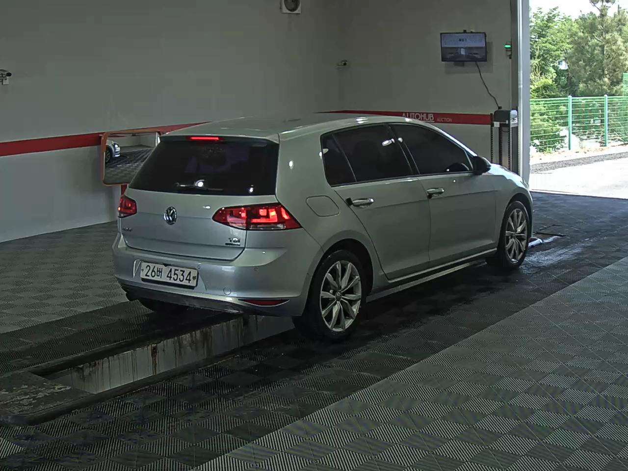2014 - volkswagen golf