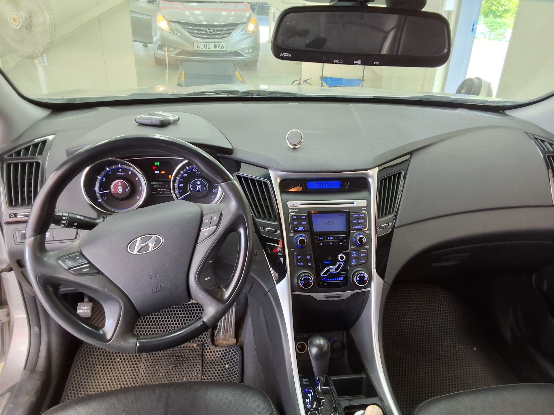 2010 - hyundai sonata
