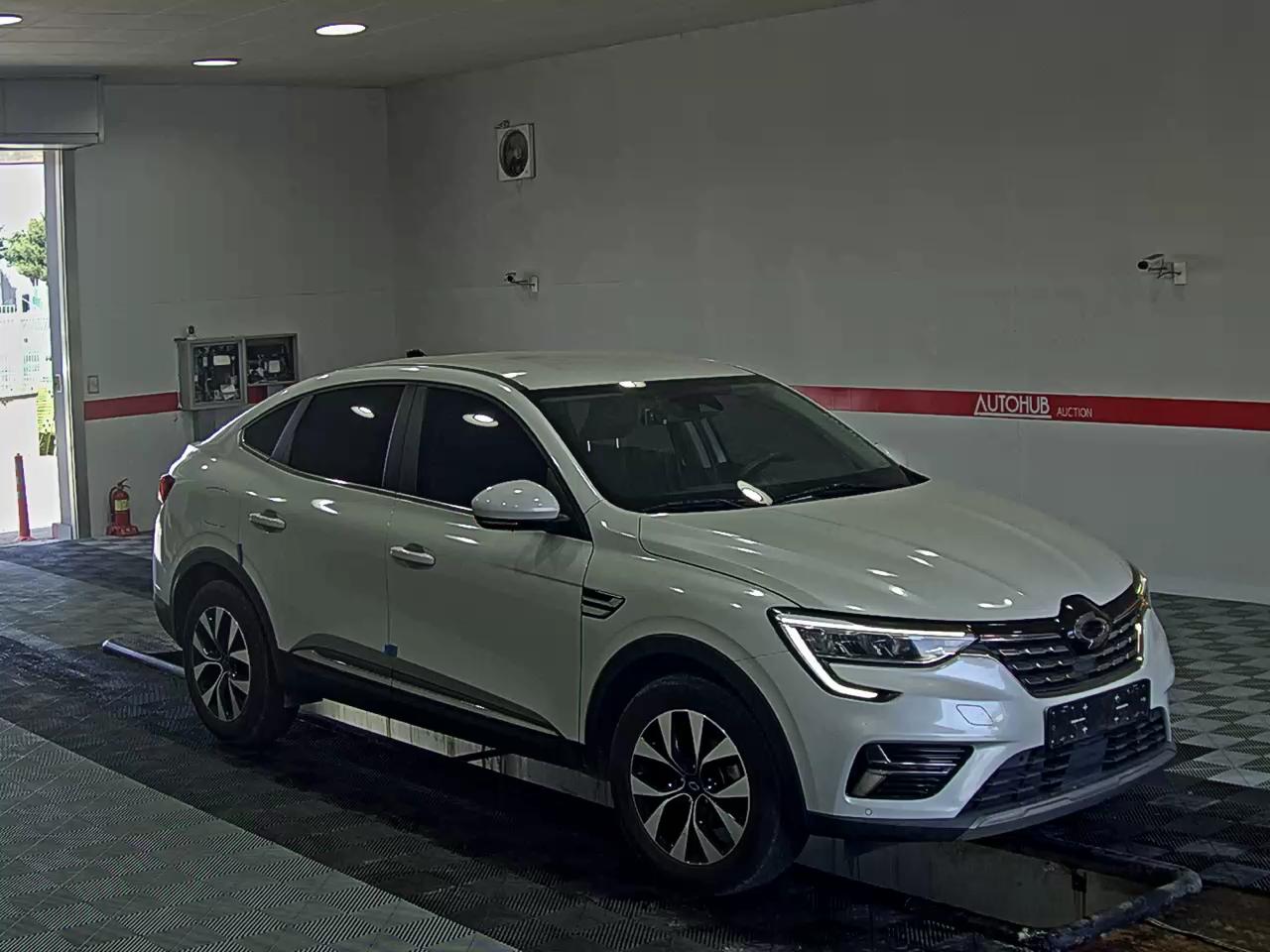 2022 - renault xm3
