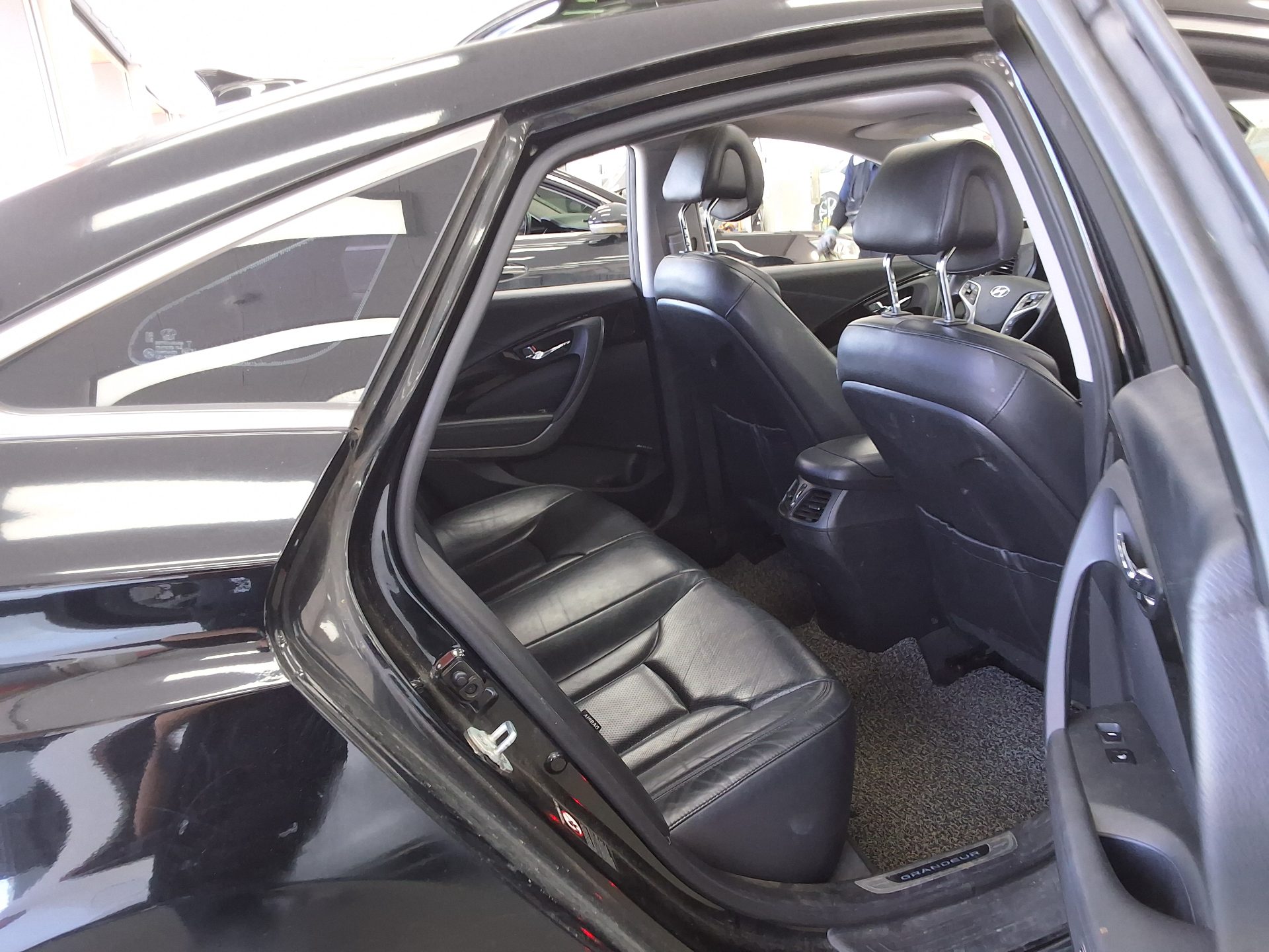 2016 - hyundai grandeur