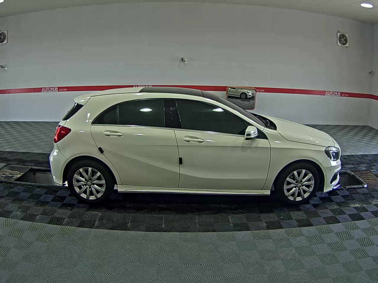 2014 - mercedes-benz a200