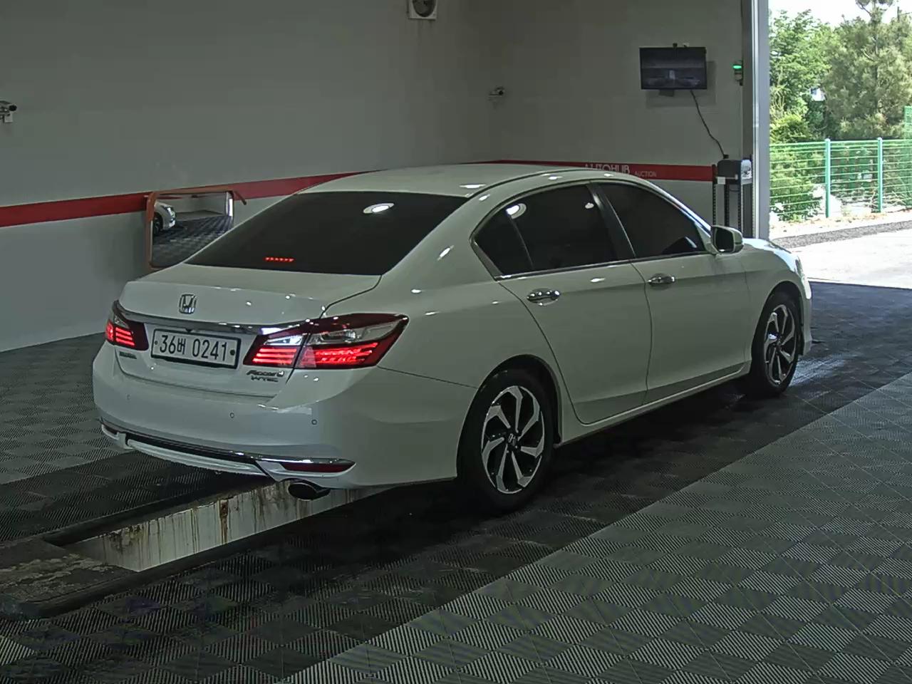 2016 - honda accord