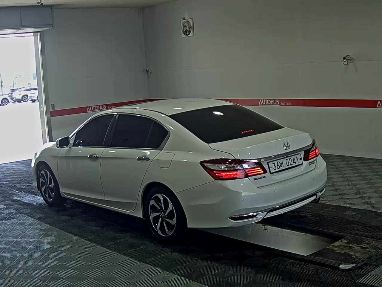 2016 - honda accord