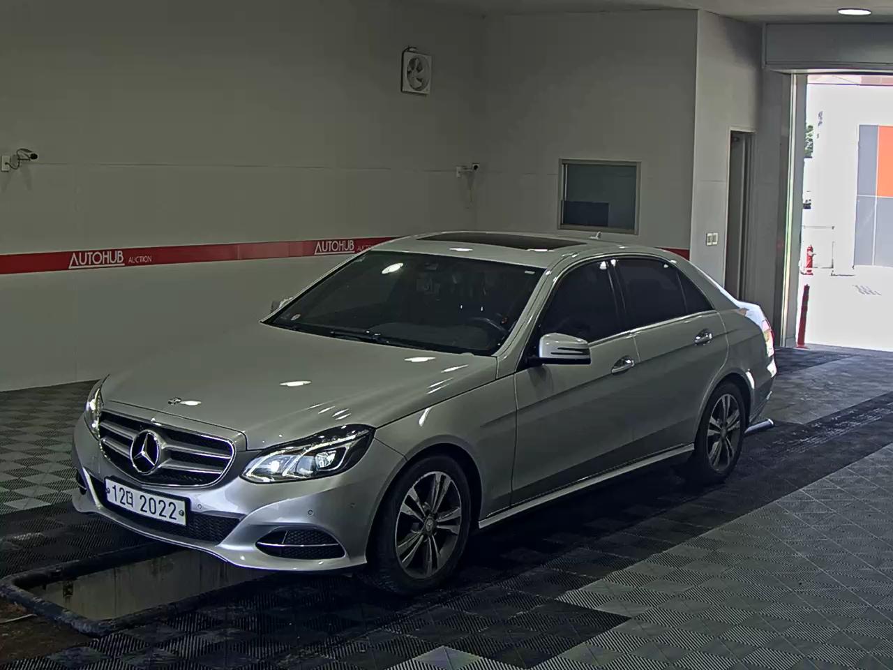 MERCEDES-BENZ CLASS (4TH GEN) E220 CDI AVANTGARDE