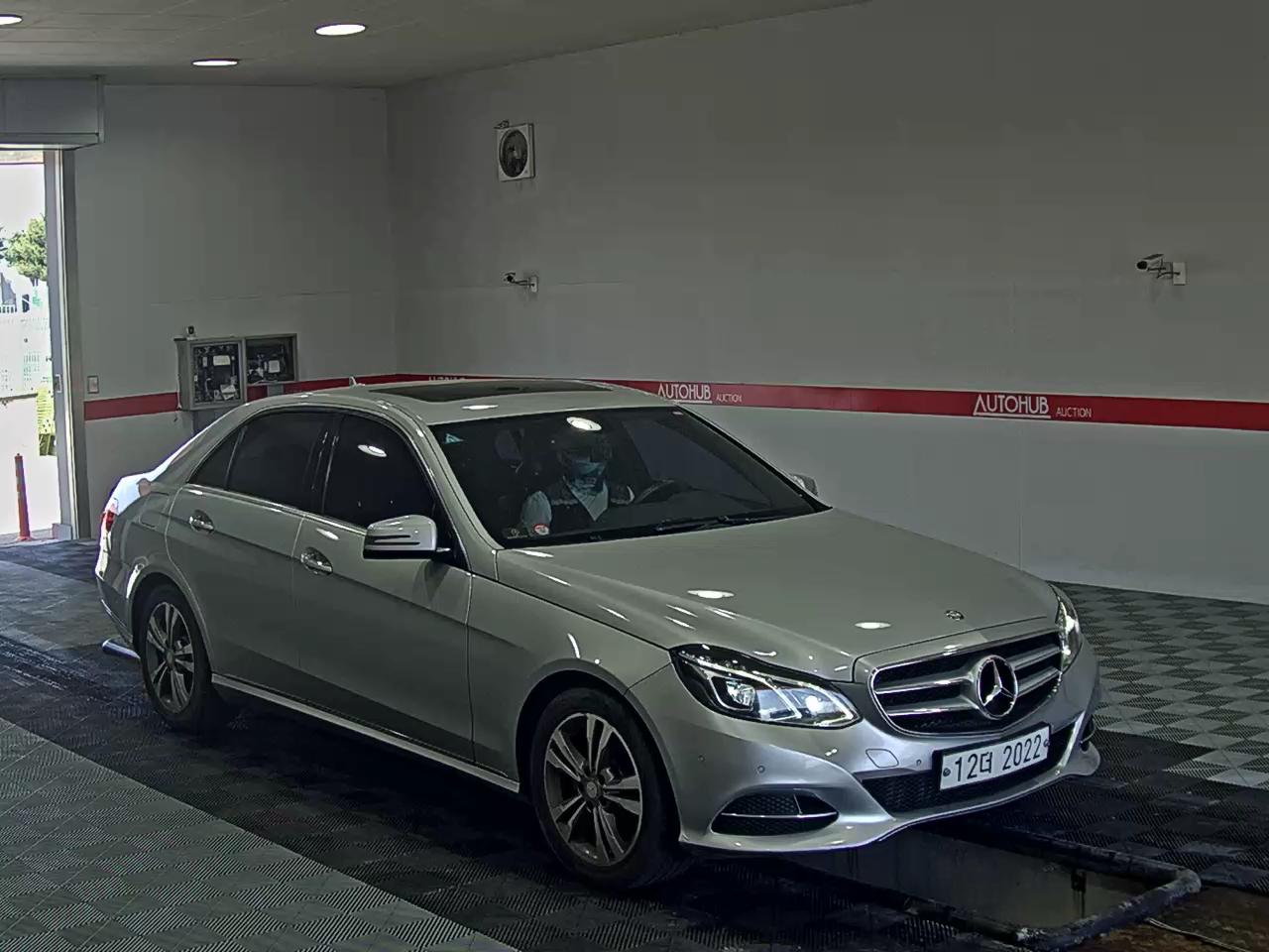 2014 - mercedes-benz e220