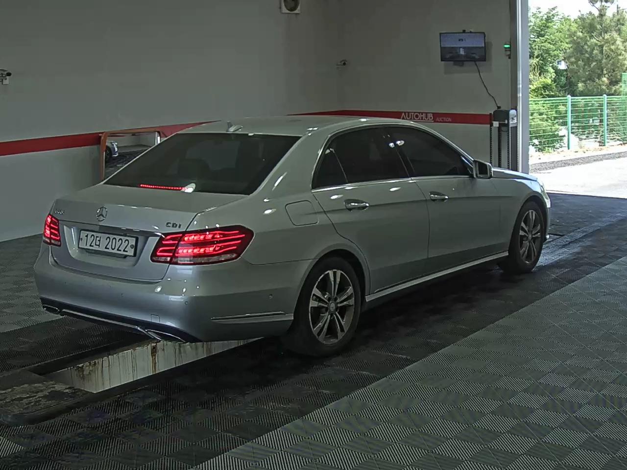 2014 - mercedes-benz e220