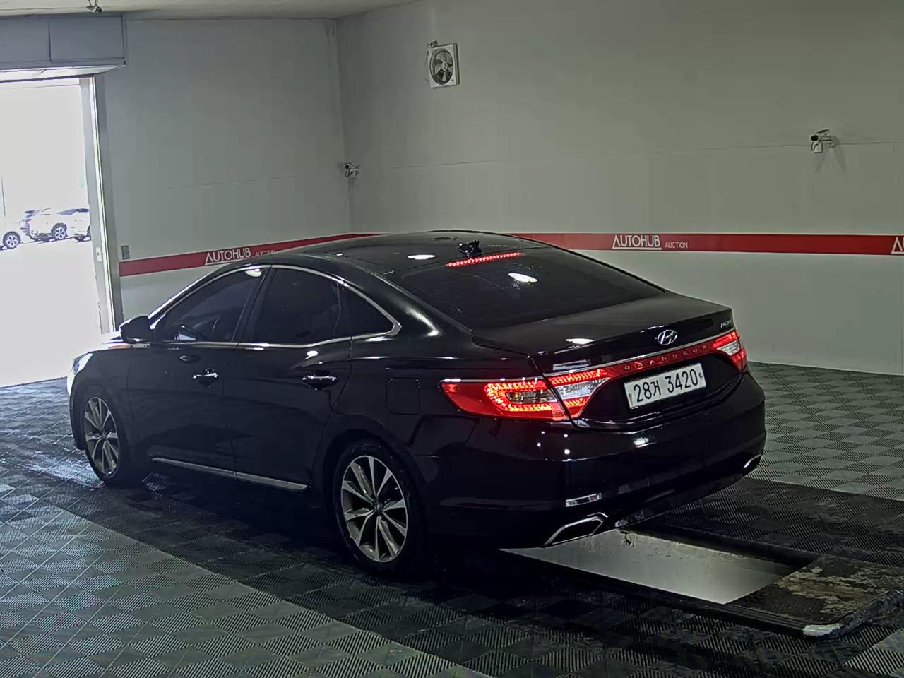 2016 - hyundai grandeur