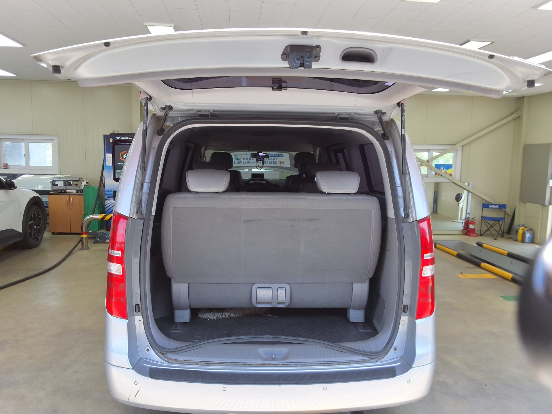 2014 - hyundai grand starex