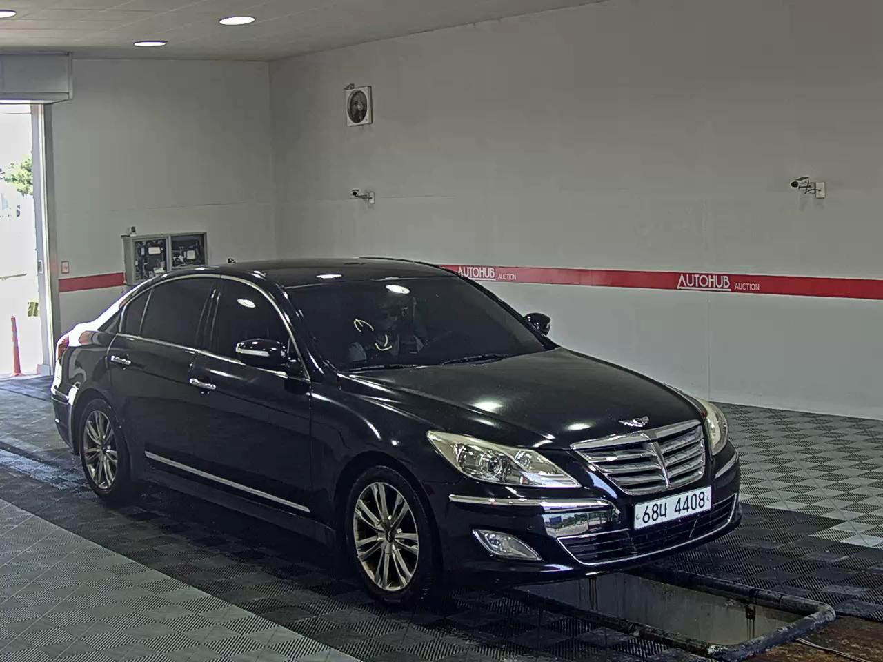2012 - hyundai bh