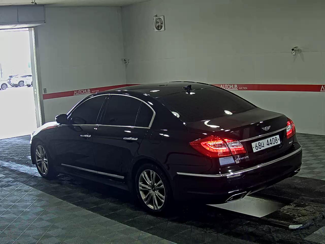 2012 - hyundai bh