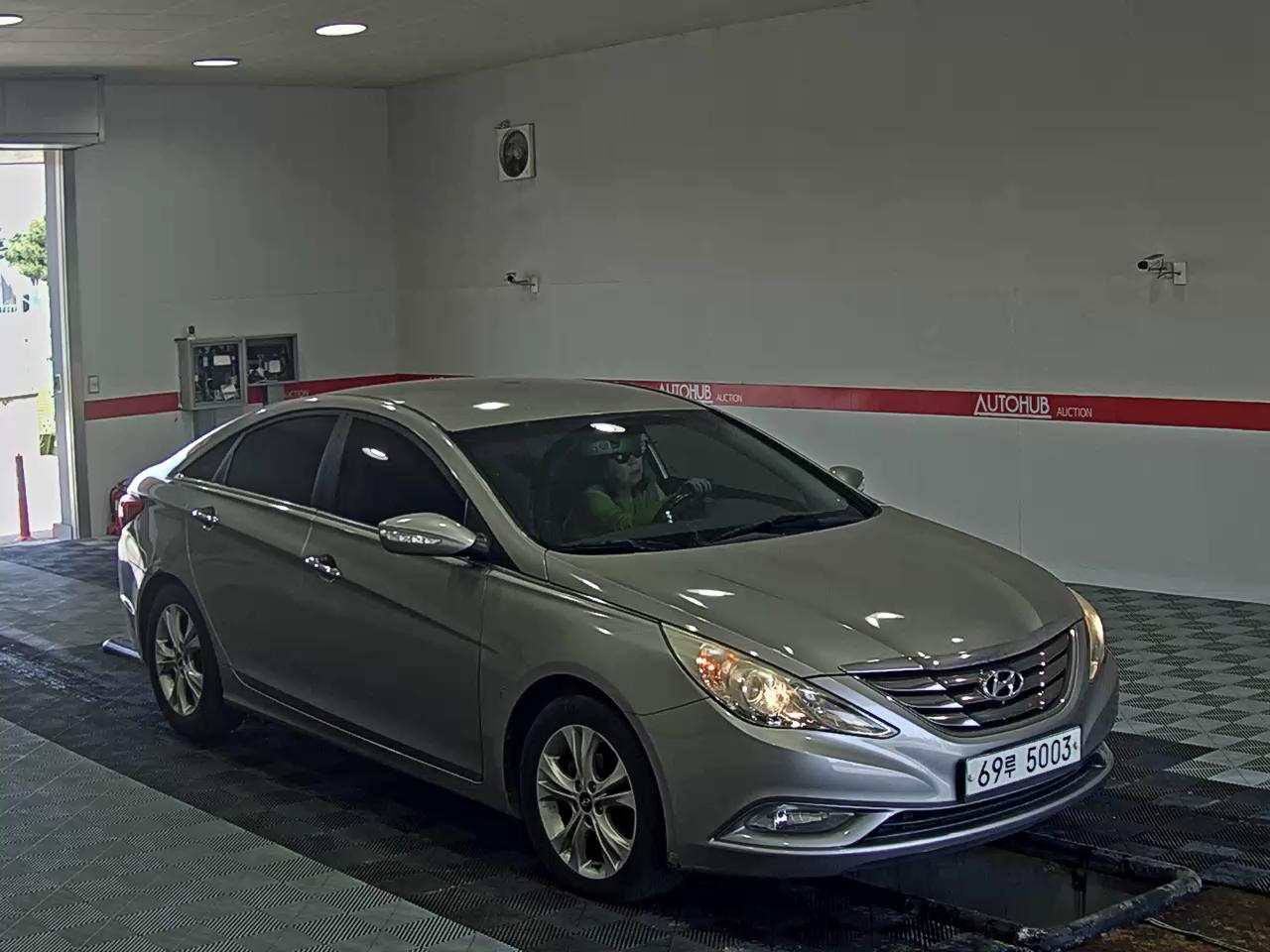 2010 - hyundai sonata