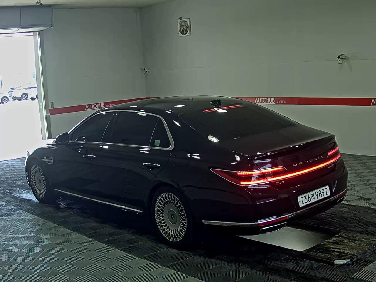 جينيسيس G90 - 5