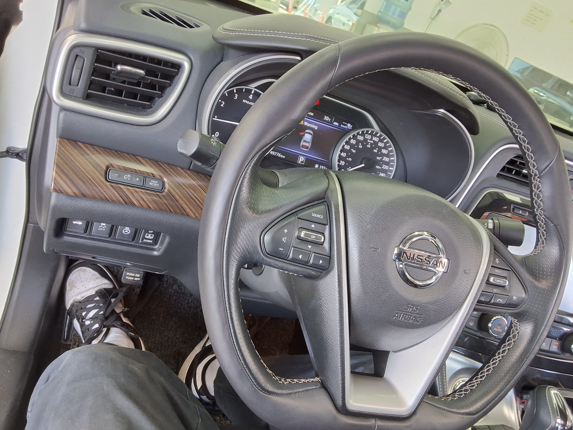 2017 - nissan maxima