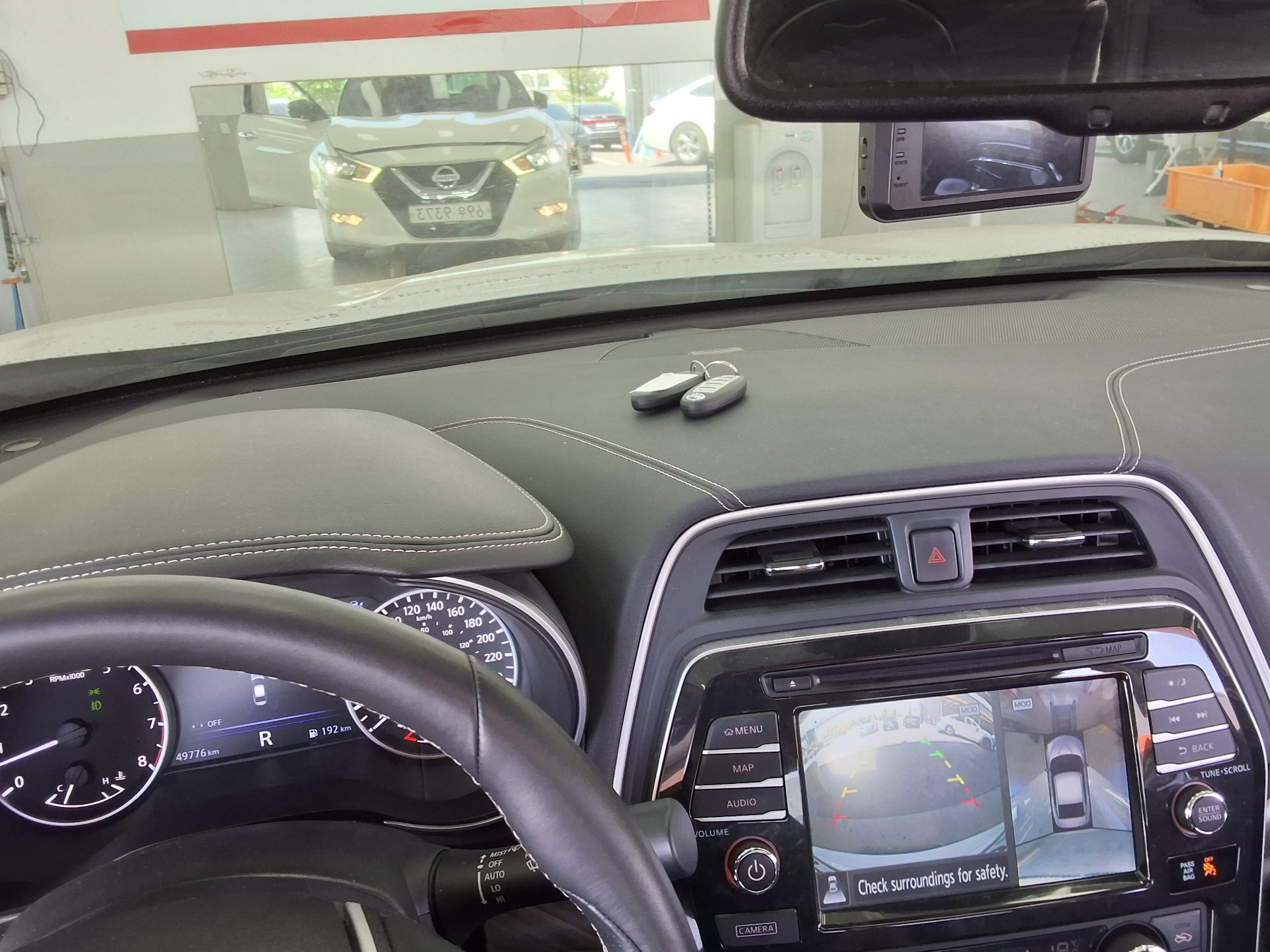 2017 - nissan maxima