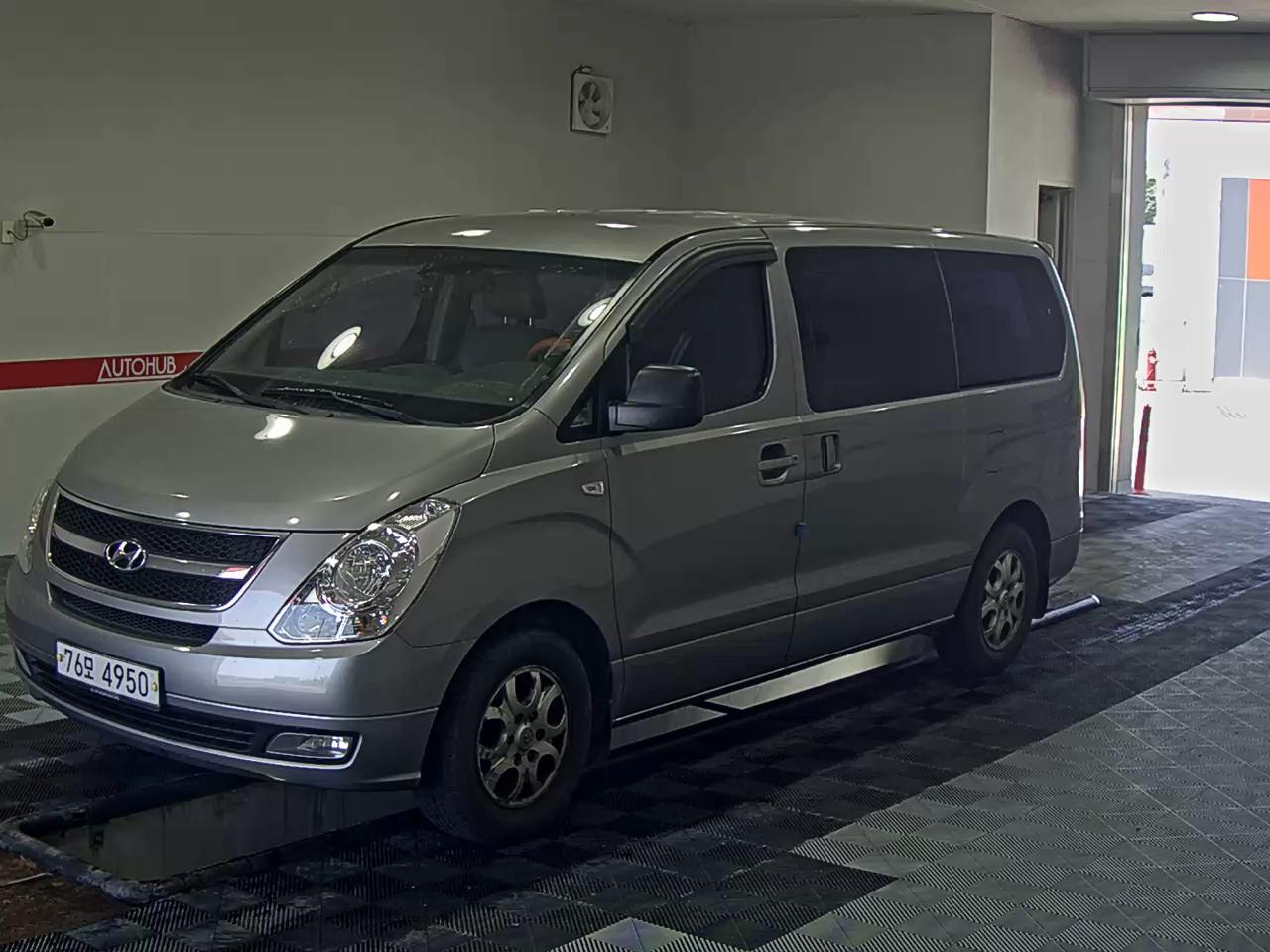 HYUNDAI GRAND STAREX CVX