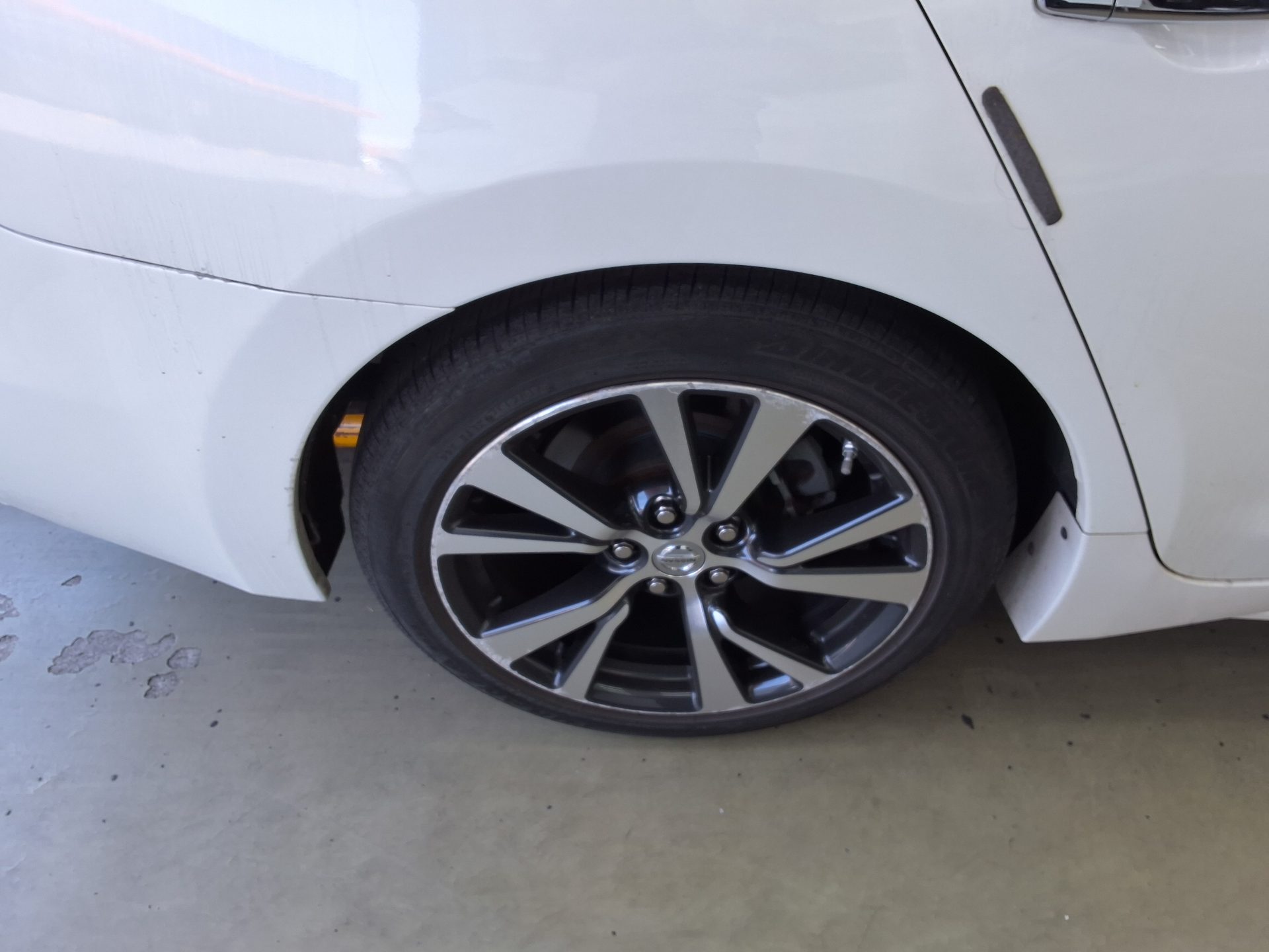 2017 - nissan maxima