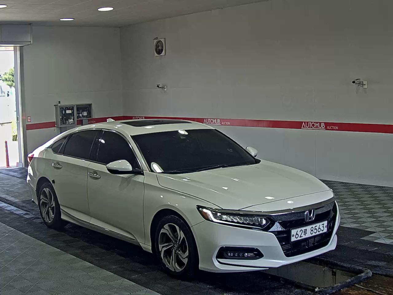 2019 - honda accord