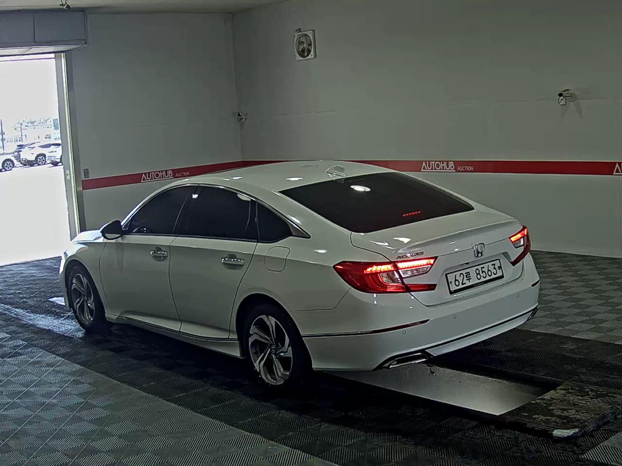 2019 - honda accord