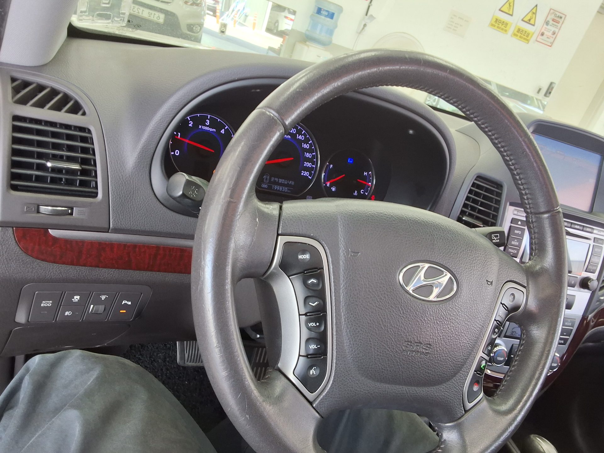 2011 - hyundai santa fe