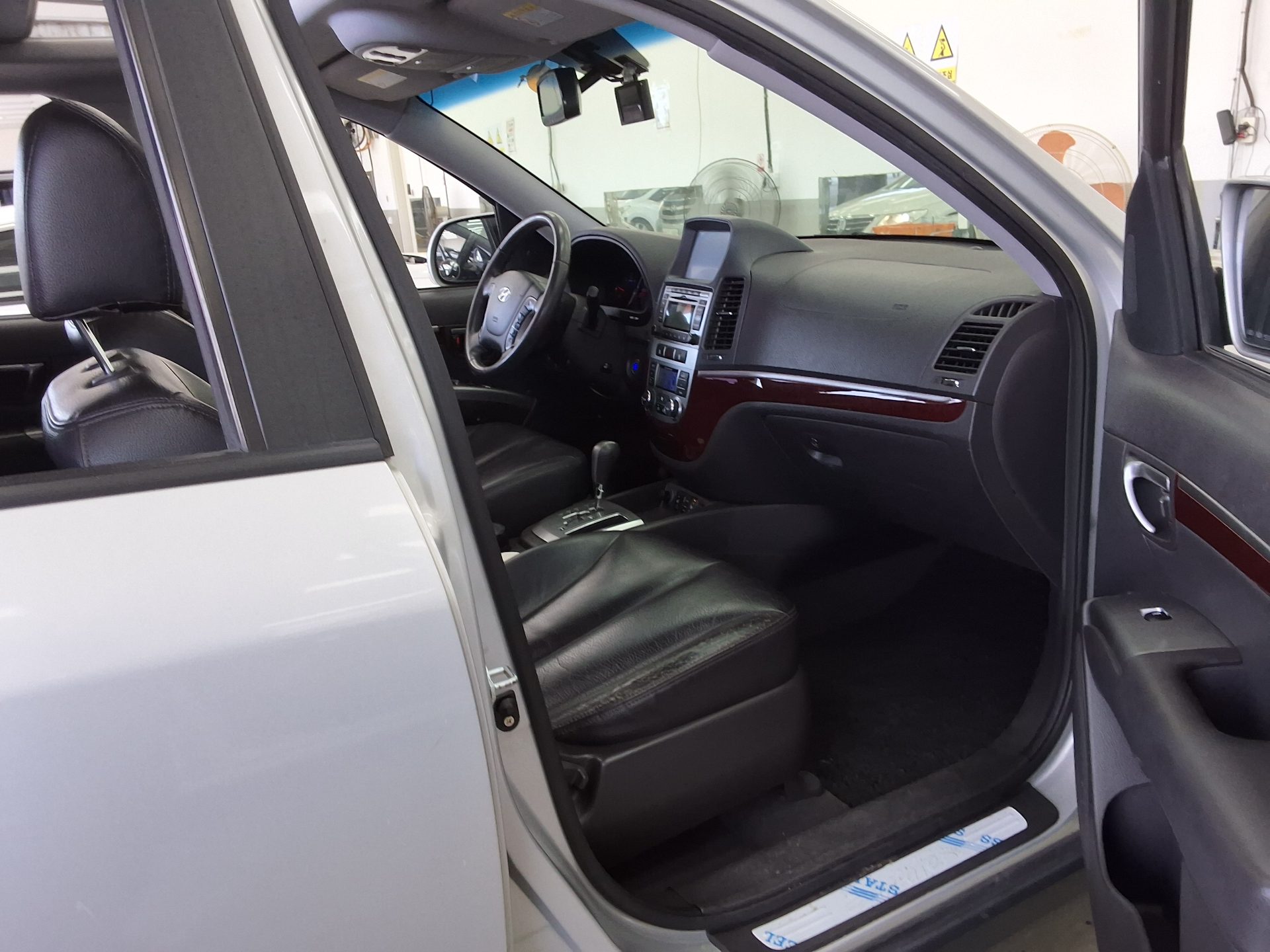 2011 - hyundai santa fe