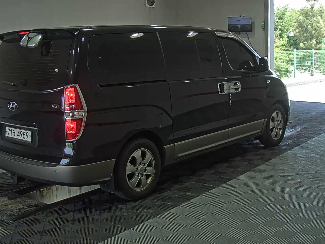 2015 - hyundai grand starex