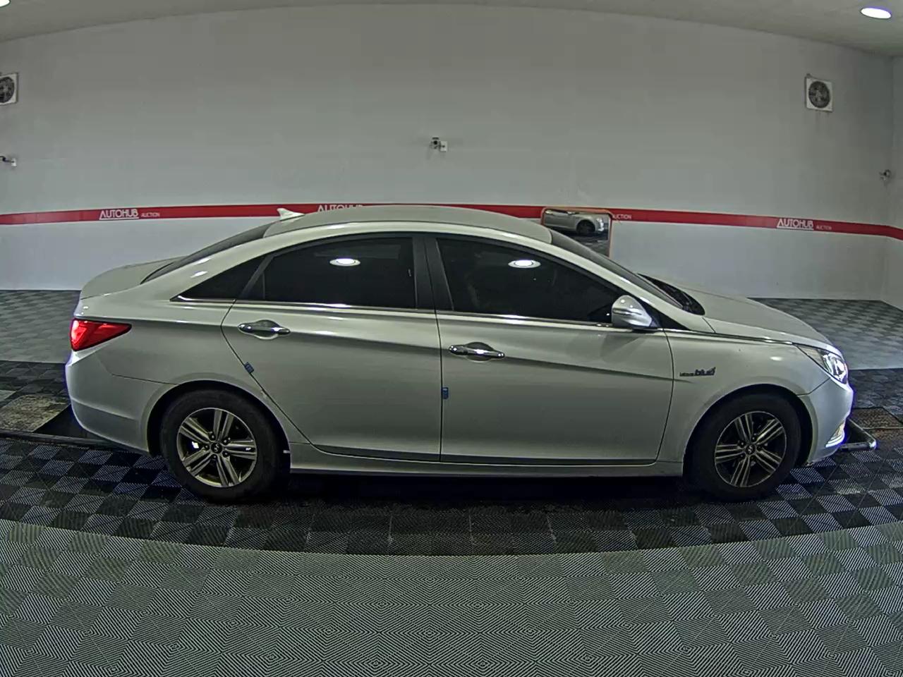 2014 - hyundai sonata
