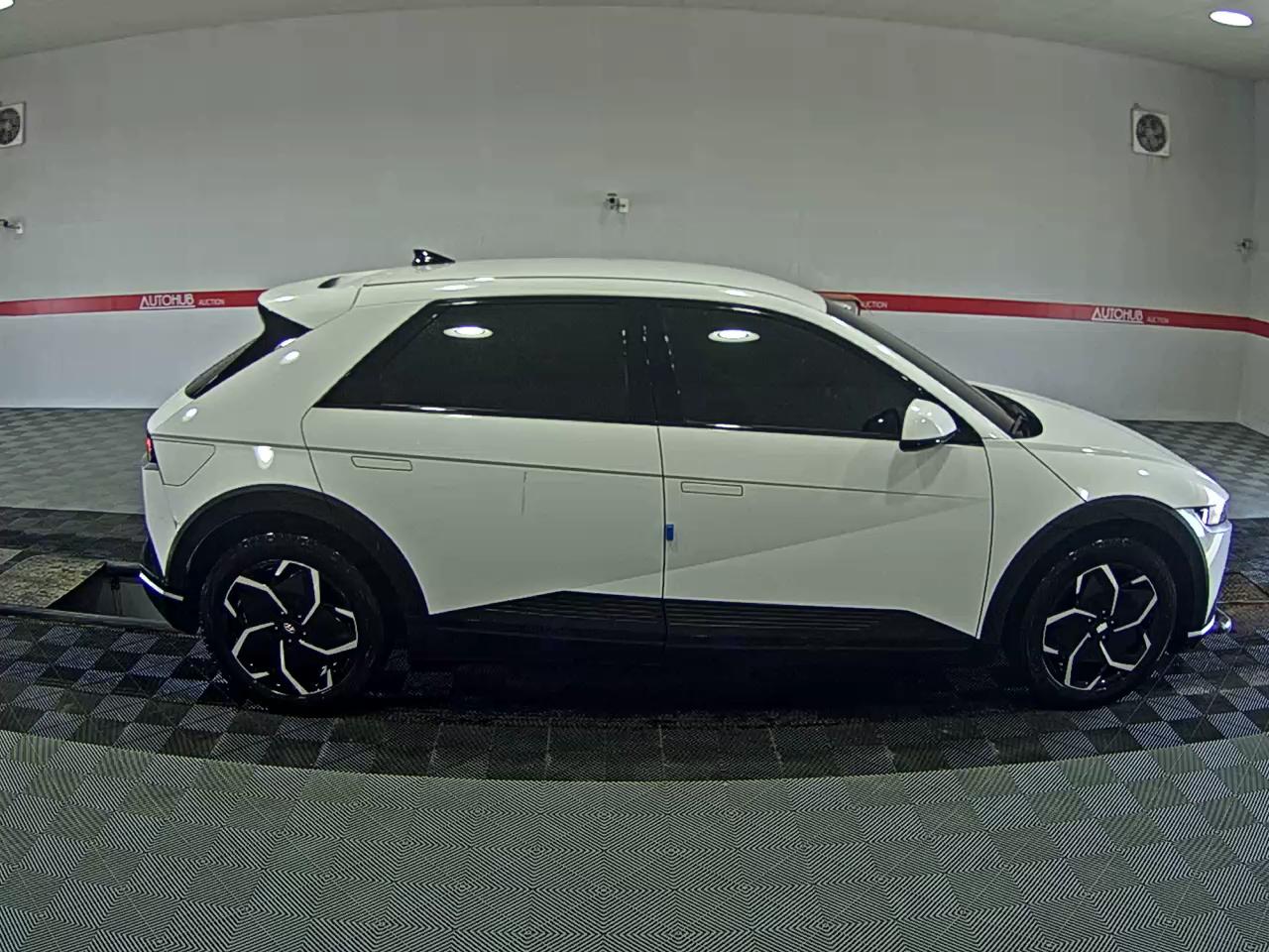 2023 - hyundai ioniq