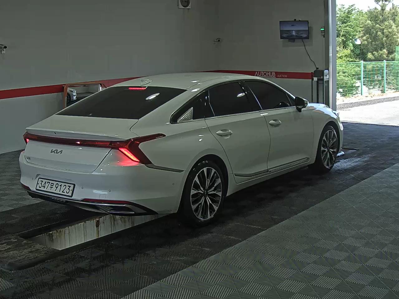 2023 - kia k8