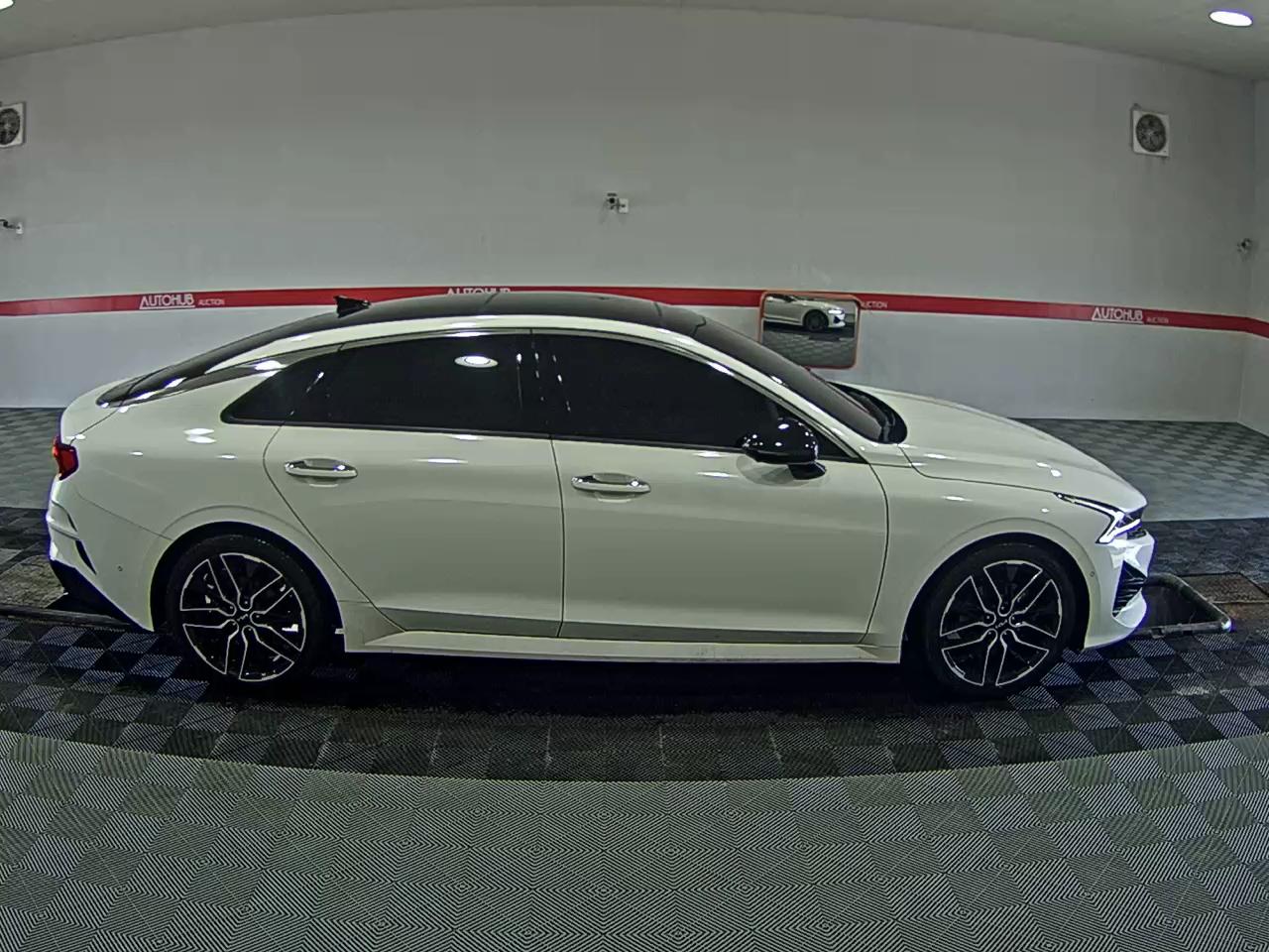 2023 - kia k5