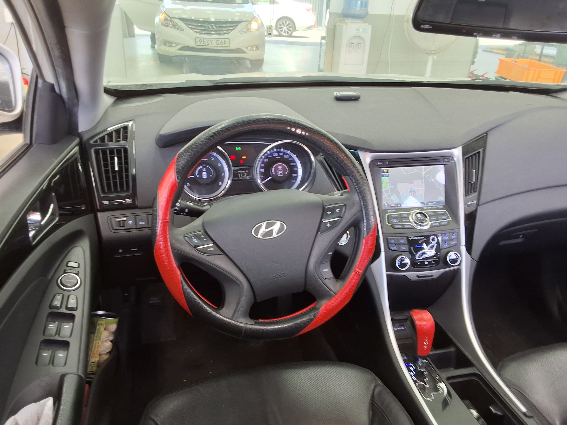Hyundai Sonata - 11