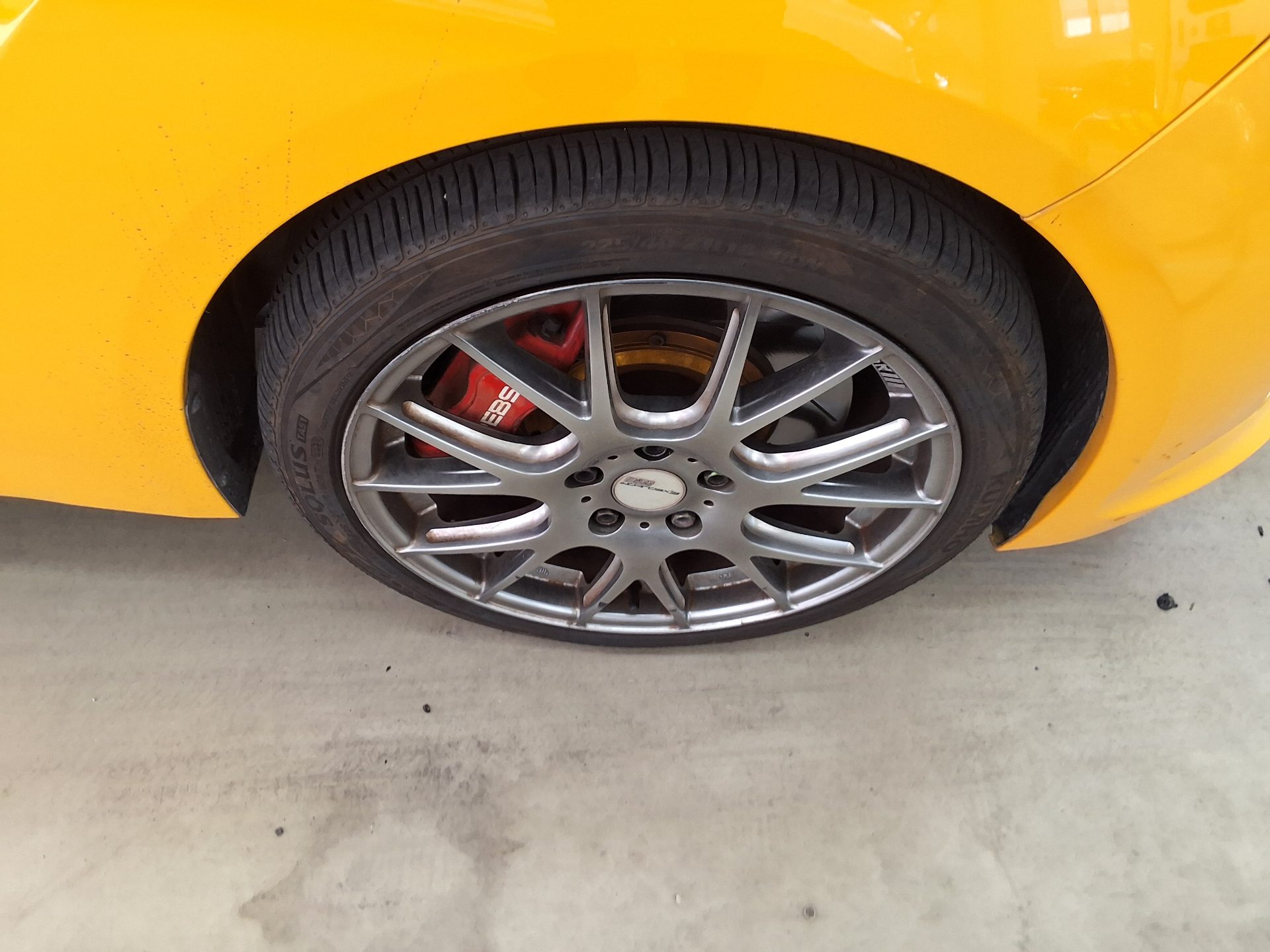2012 - hyundai veloster