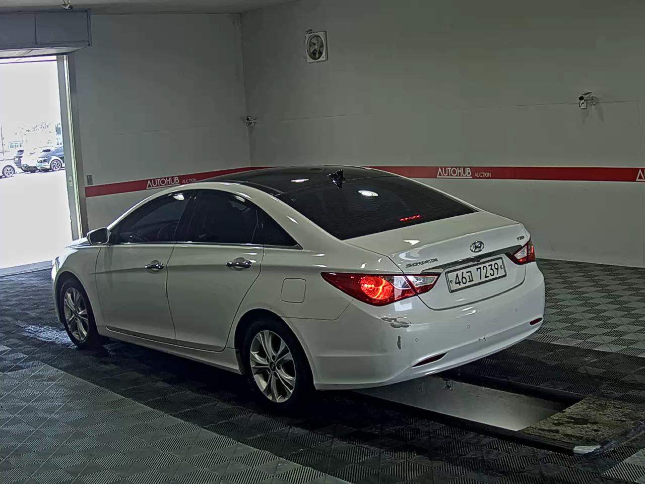 Hyundai Sonata - 5