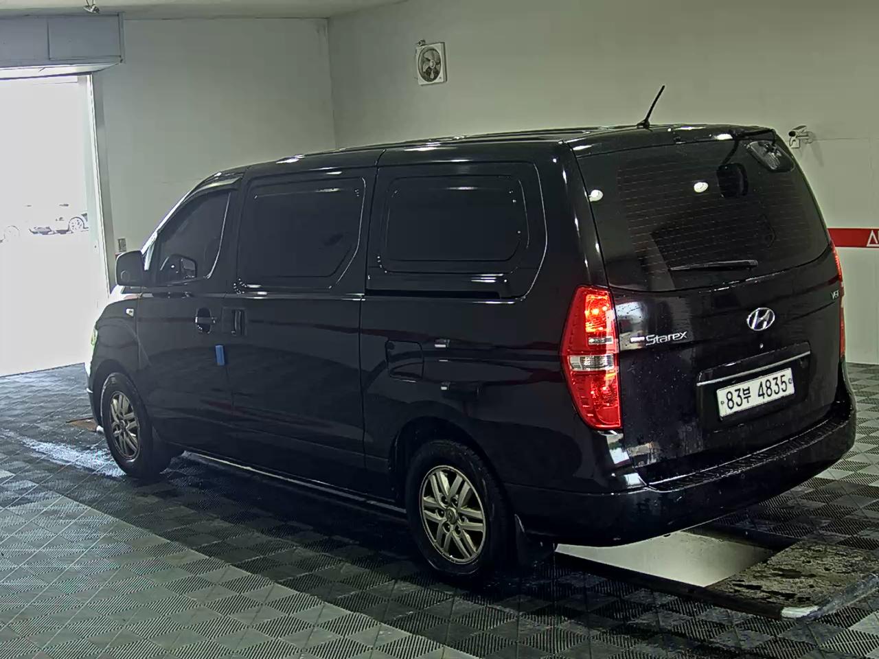 2017 - hyundai grand starex