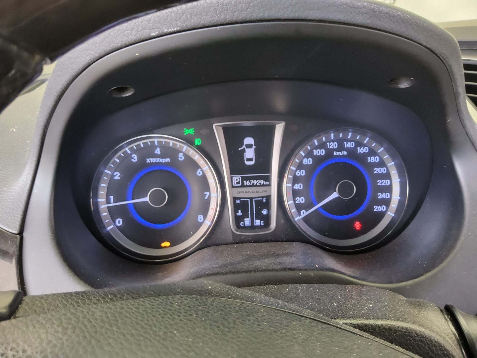 2012 - hyundai grandeur