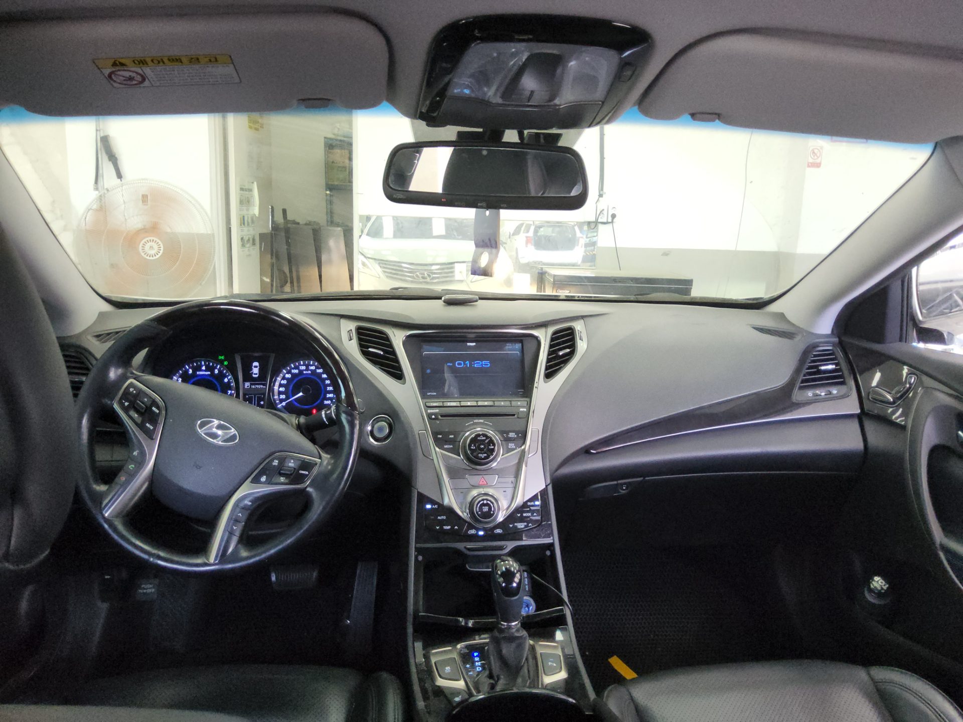 2012 - hyundai grandeur