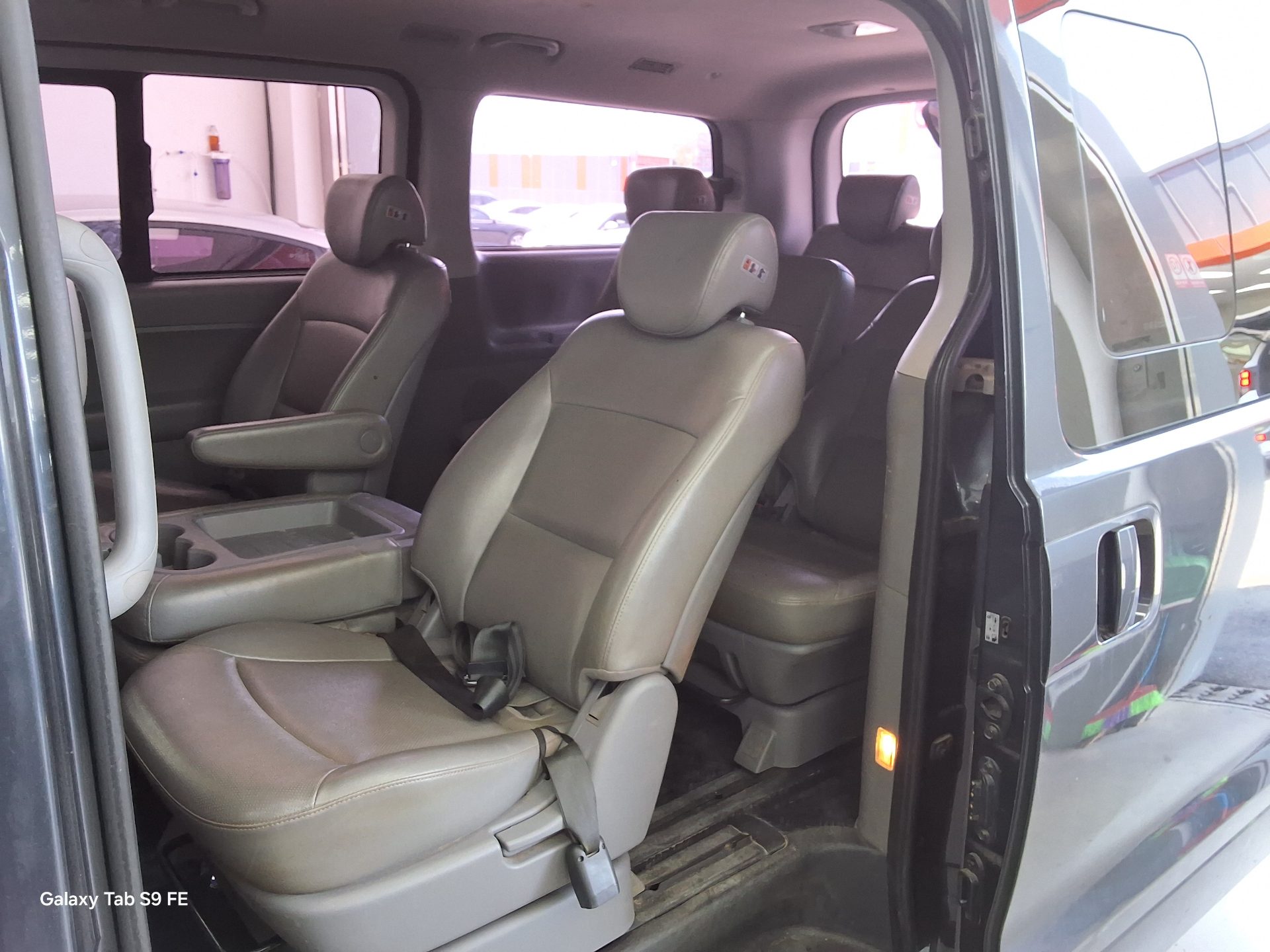 2017 - hyundai grand starex