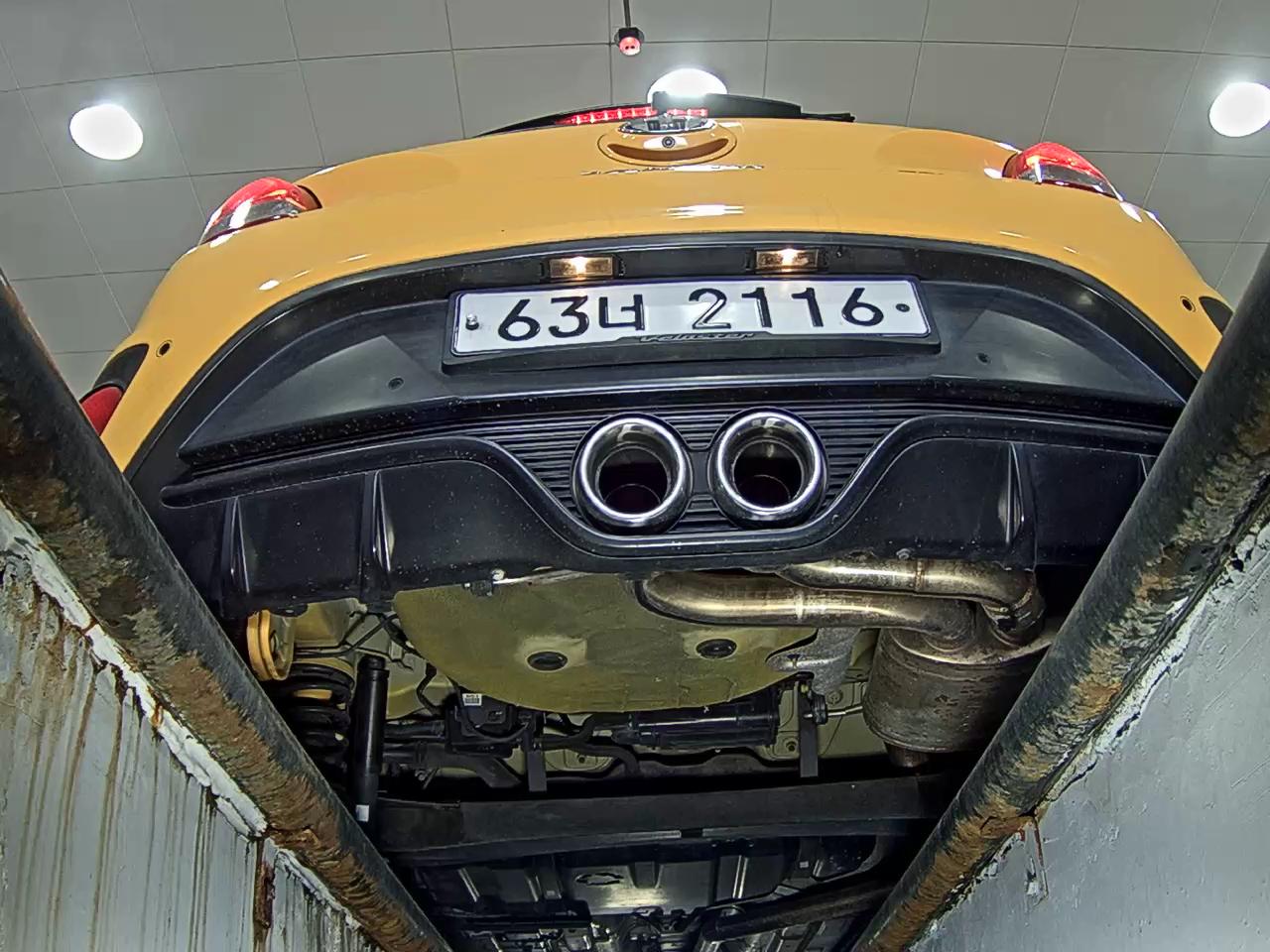 2012 - hyundai veloster