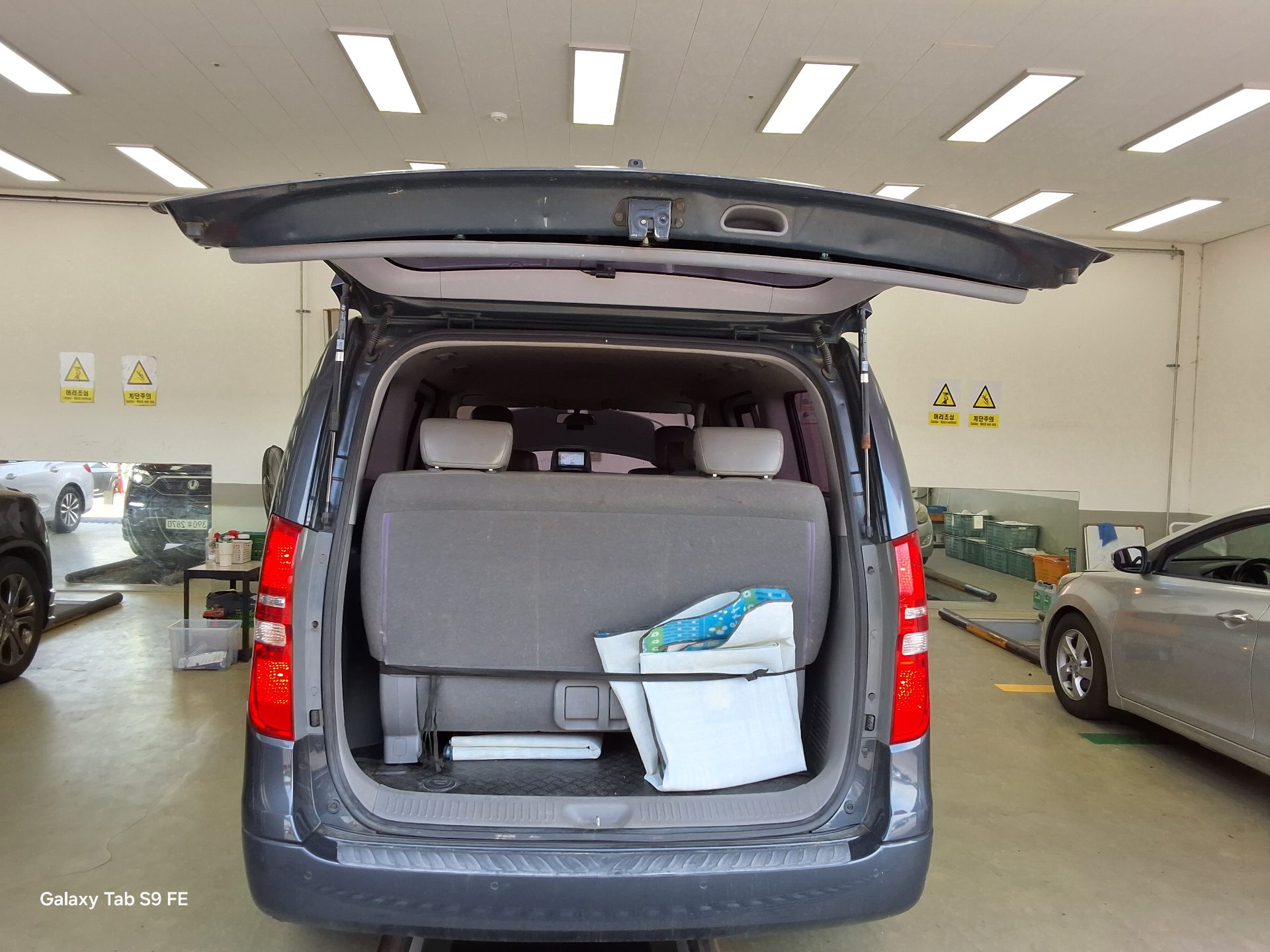 2017 - hyundai grand starex