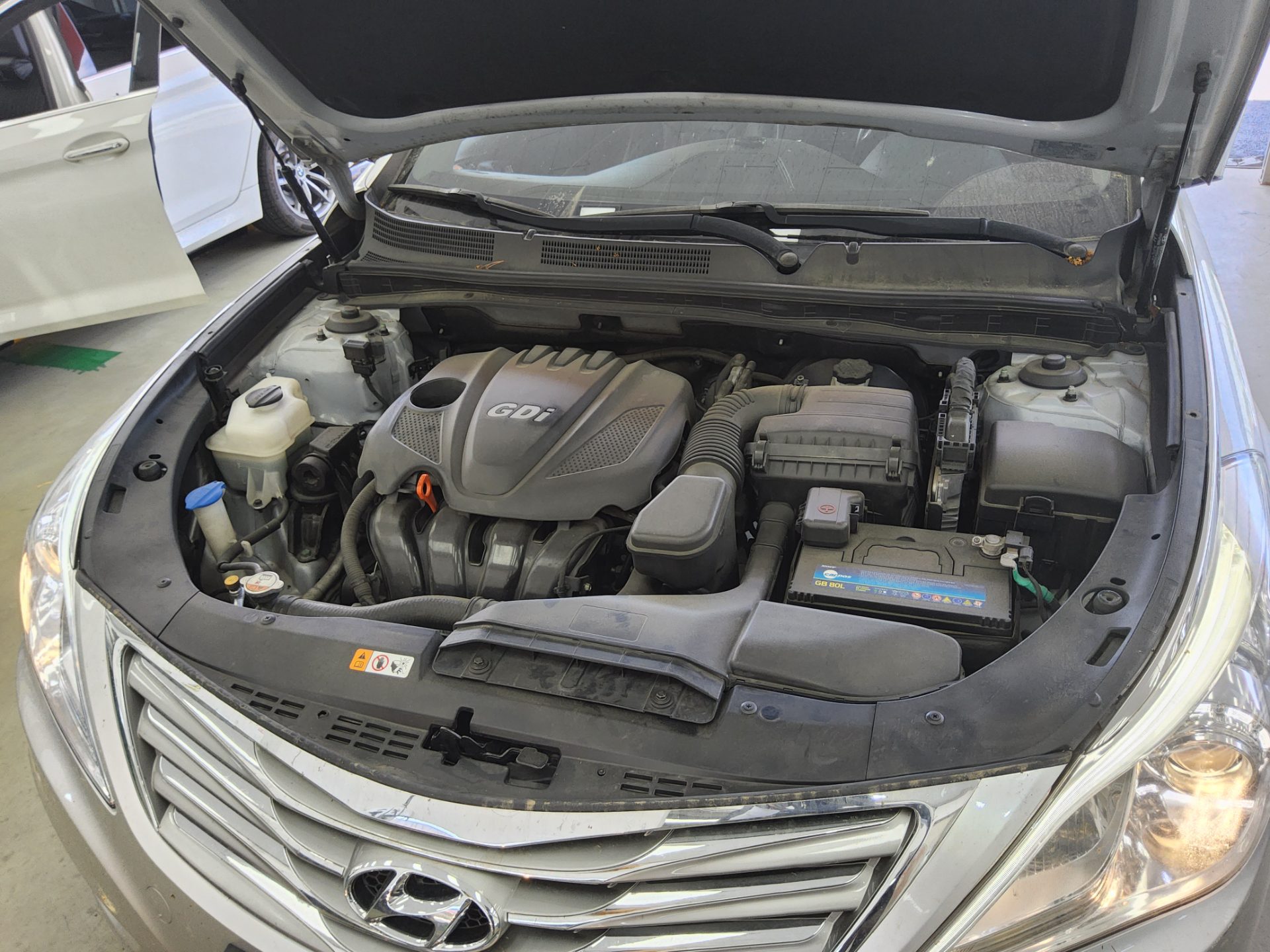 2012 - hyundai grandeur