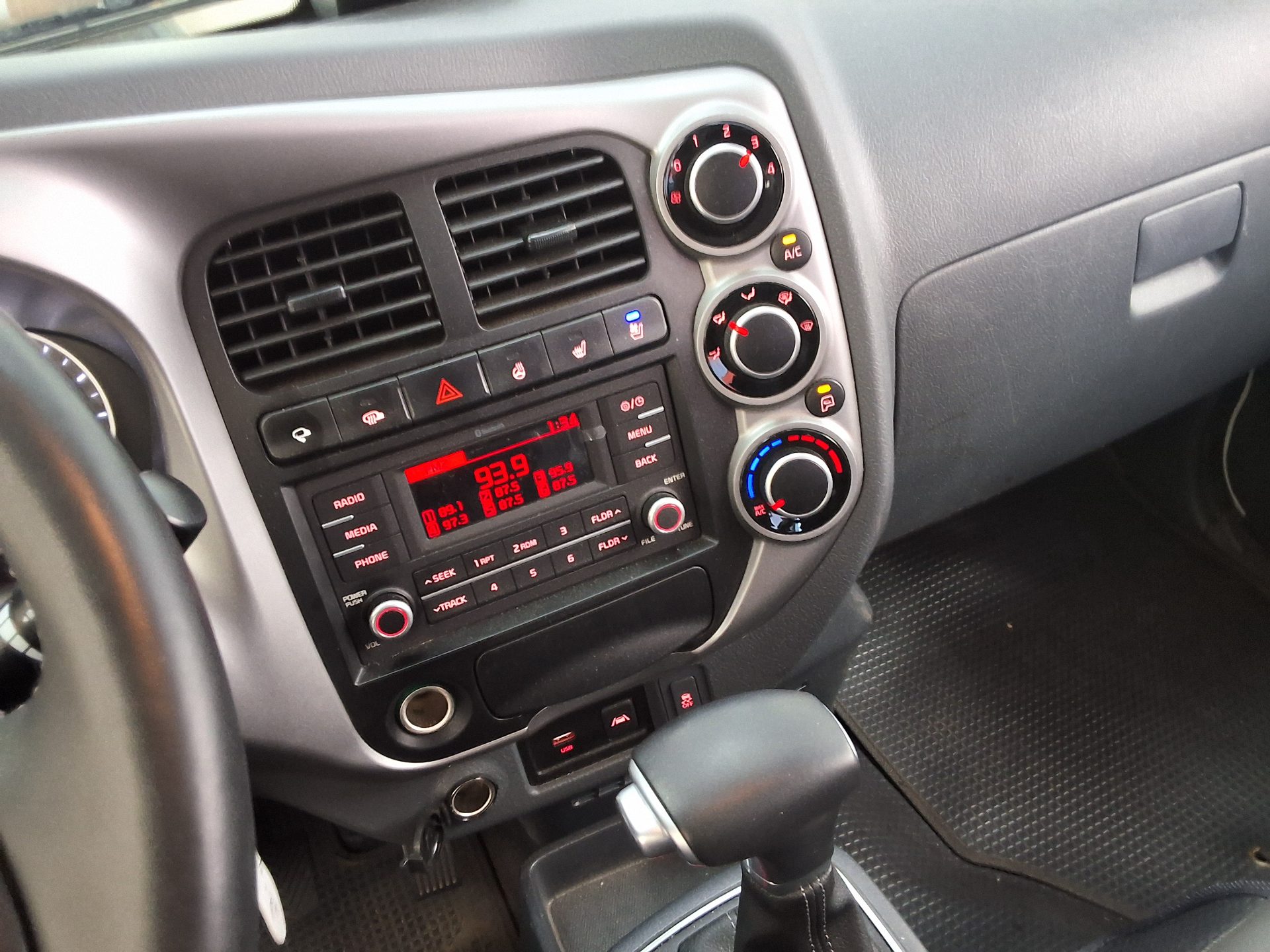2024 - kia bongo