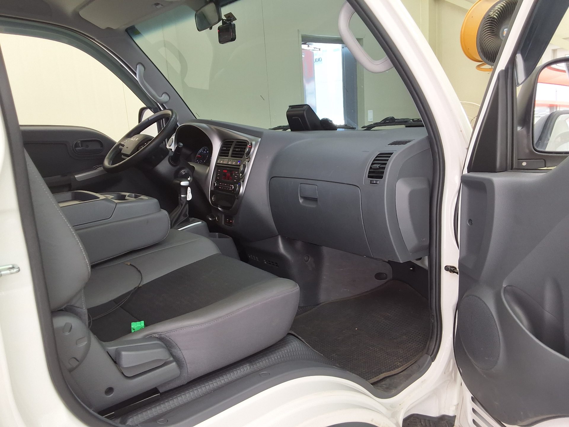 2024 - kia bongo
