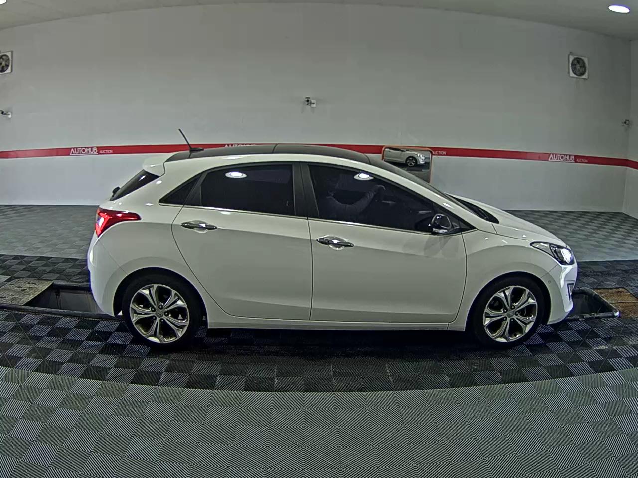 2012 - hyundai i30
