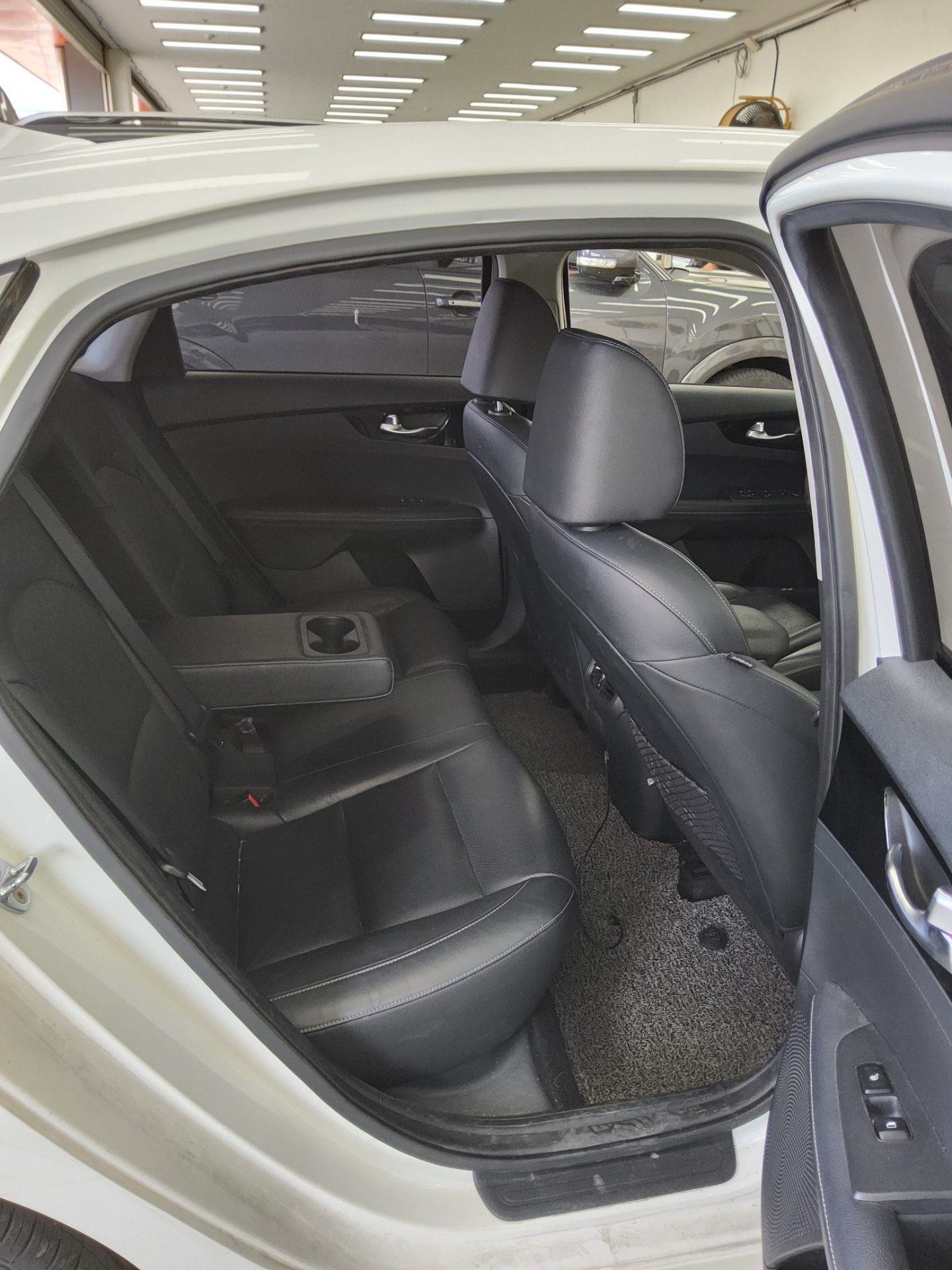 2019 - kia k3