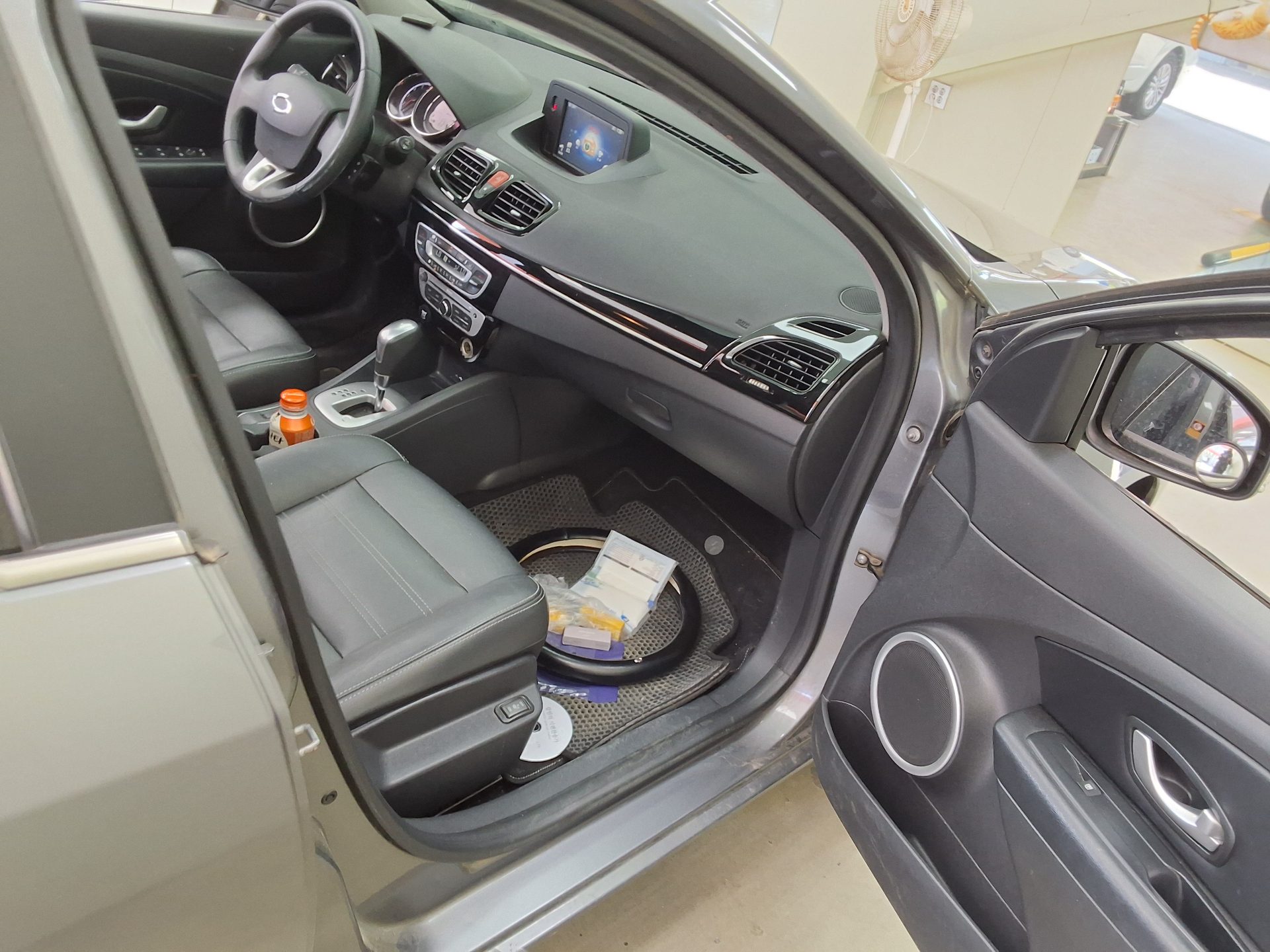 2016 - renault sm3