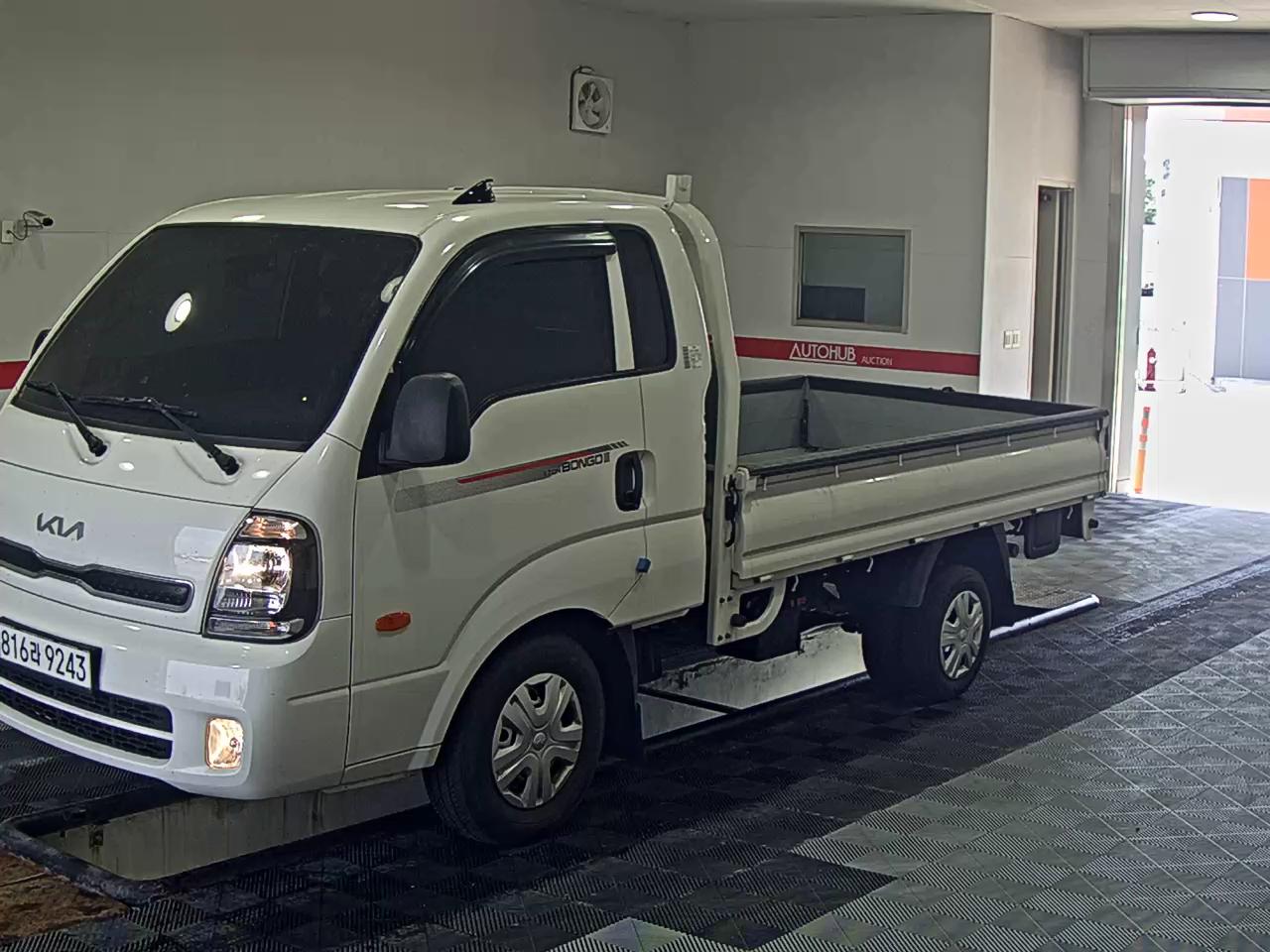 KIA BONGO III CARGO 1 TON KING CAB EXTRA WHEEBASE