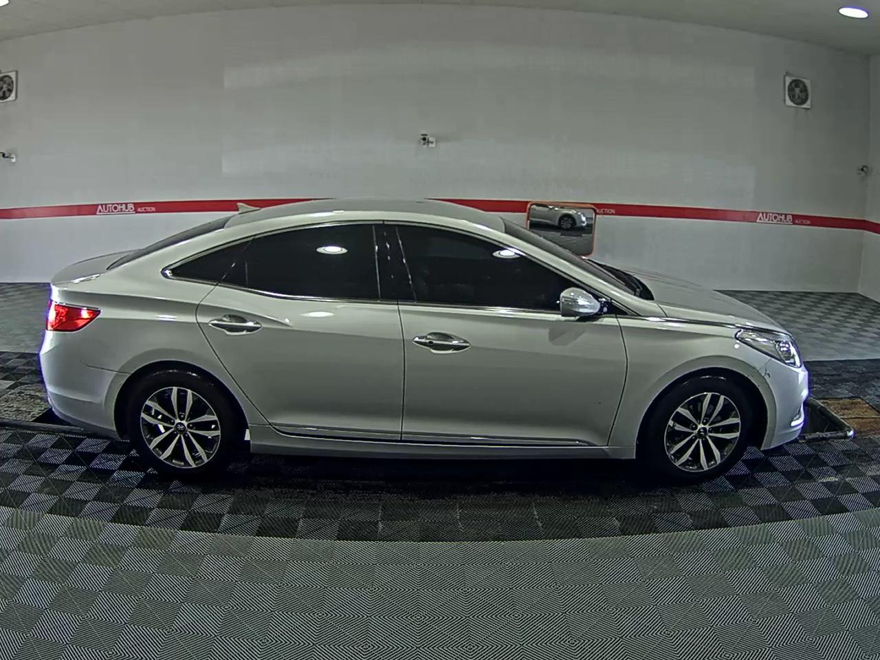 2012 - hyundai grandeur