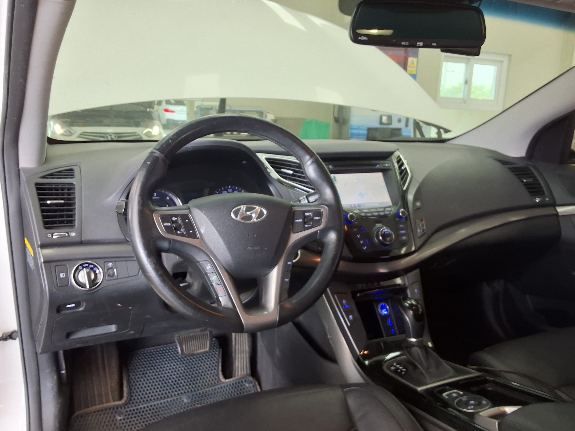2012 - hyundai i40