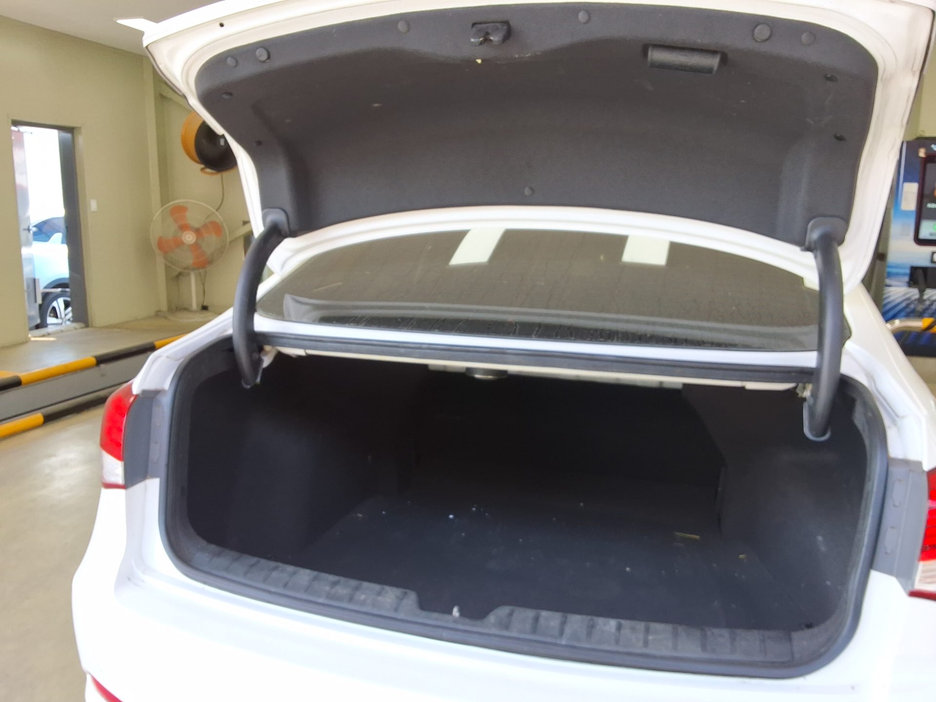 2012 - hyundai i40