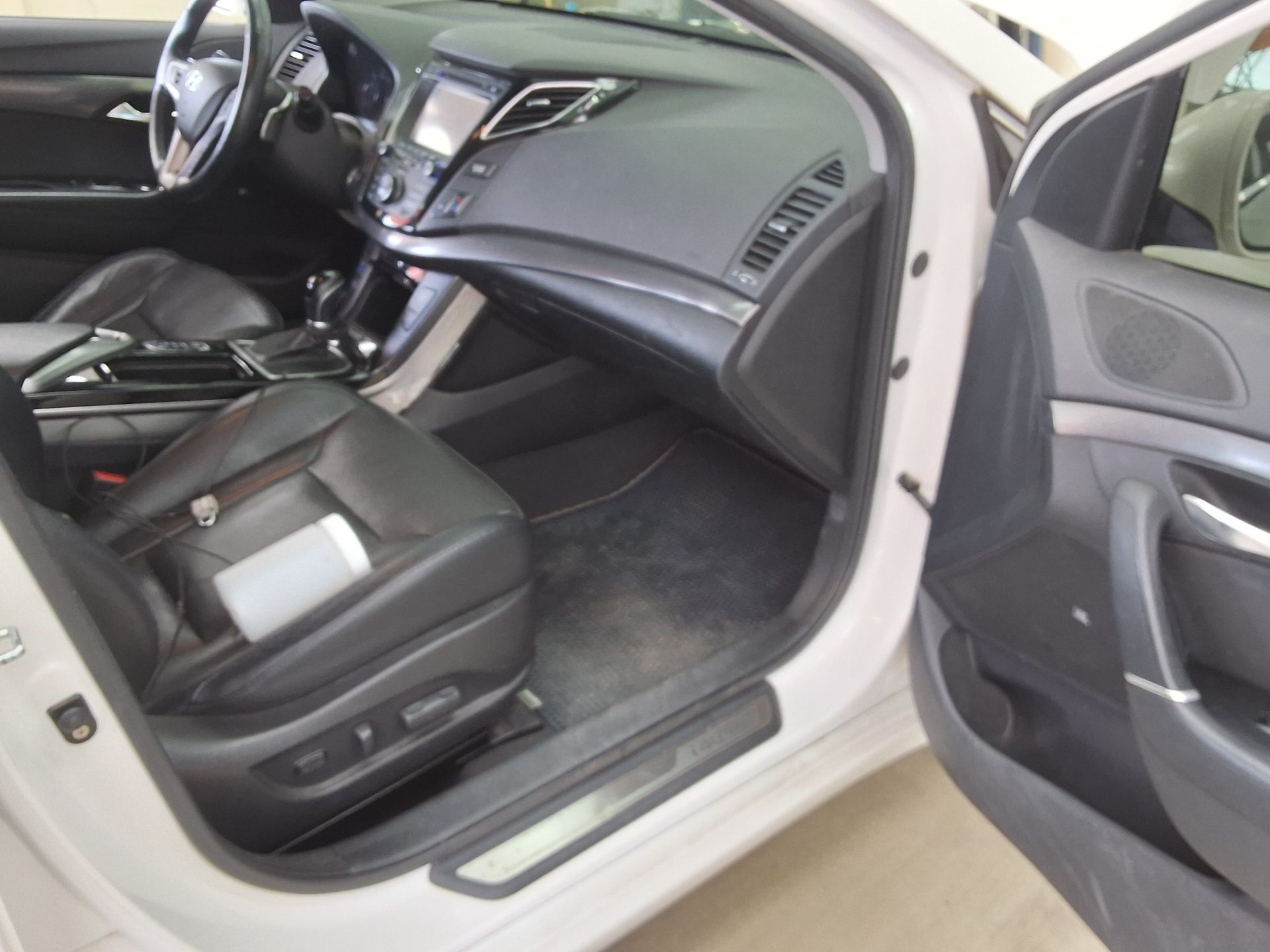 2012 - hyundai i40