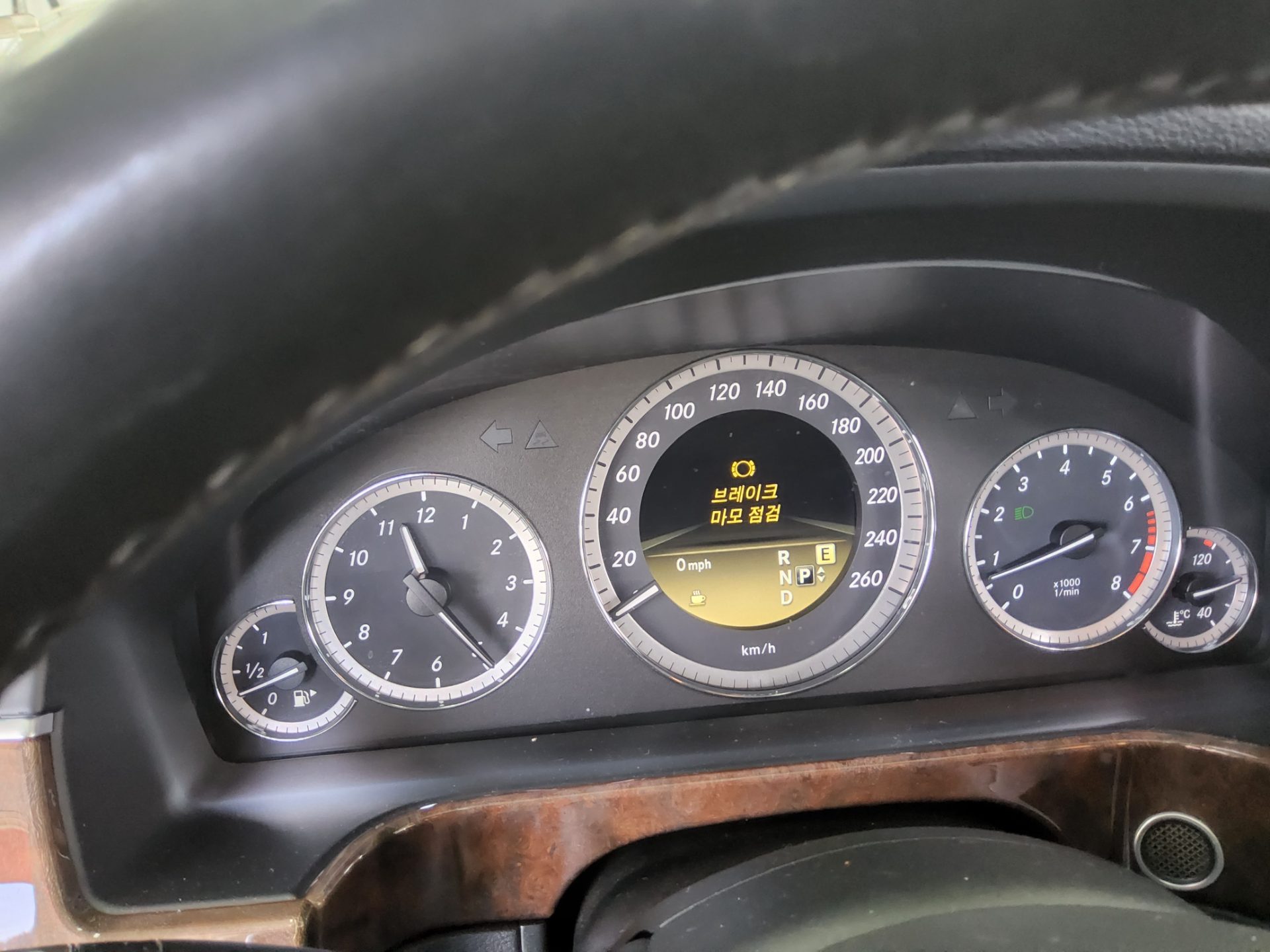 2012 - mercedes-benz e300